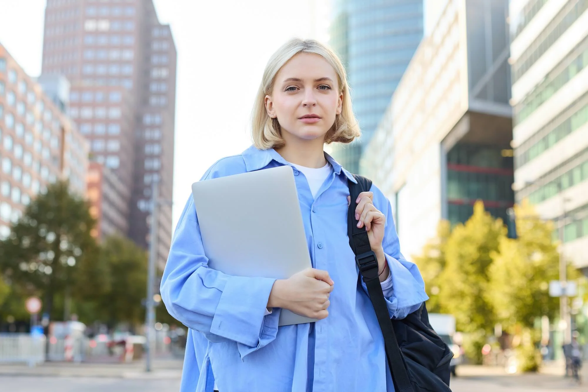 high-functioning-anxiety|thrive-inside-and-outside|what-high-functioning-anxiety-looks-like|why-its-easier-to-ignore |||